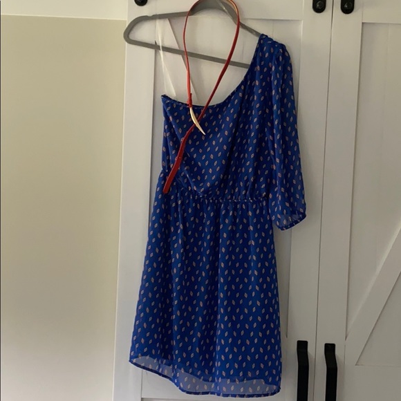 One Shoulder dress - Picture 1 of 2